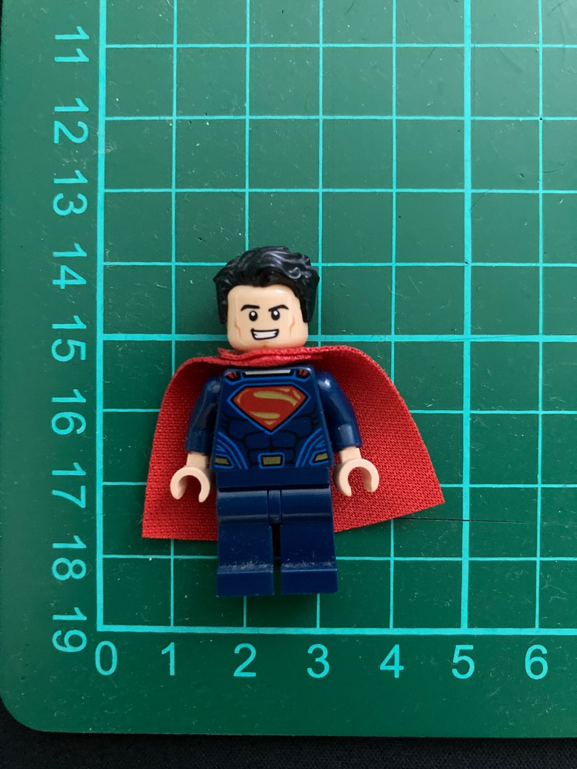 Superman lego best sale minifigure