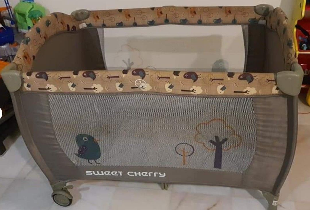 Preloved baby crib cot playpen