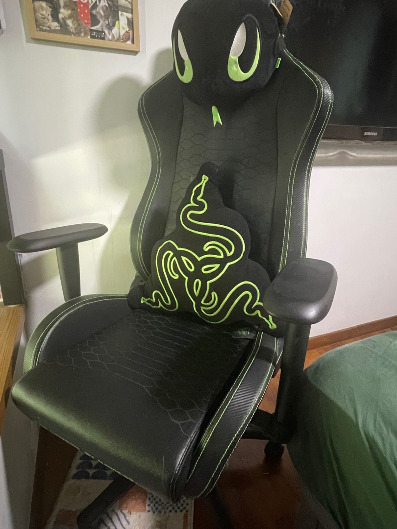 Razer Iskur X Gaming Chair Free head cushion sneki headrest pillow