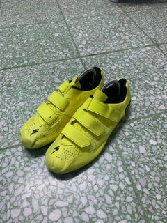(Category: ) located in . Submitted by thrifwithisma (Listing ID 1257670496, Image 1). Description: .