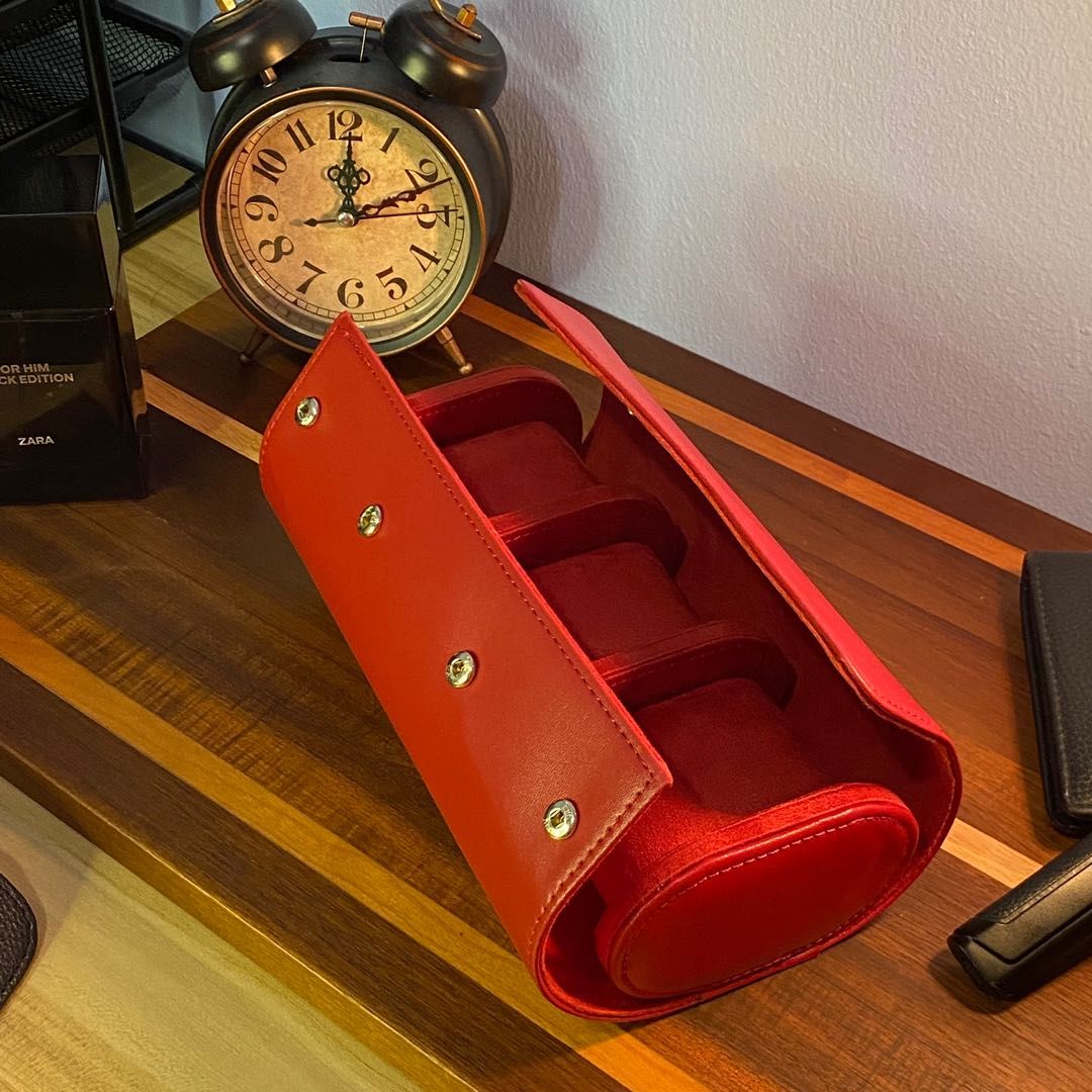 Red Travel watch roll 3 slots (Category: Men's Watches) located in Manila. Submitted by markwrist07 (Listing ID 1257575906, Image 3). Description: Travel Watch roll Case & Luxury Wooden Watch box 1/2/3/5/6/8/10/12 Slots‼️ SPECIFICATIONS: Material Wooden Watch Box: Wooden+Velvet Cloth Colors: Rosewood Grain, fraxinus Mandshurica, Walnut Grain, Black/brown Type: 5/ 6/8/10/12 Slots Sizes For Wooden Watch Box 6 Slots key Size - 20*22.5*9.5cm 6 Slots 