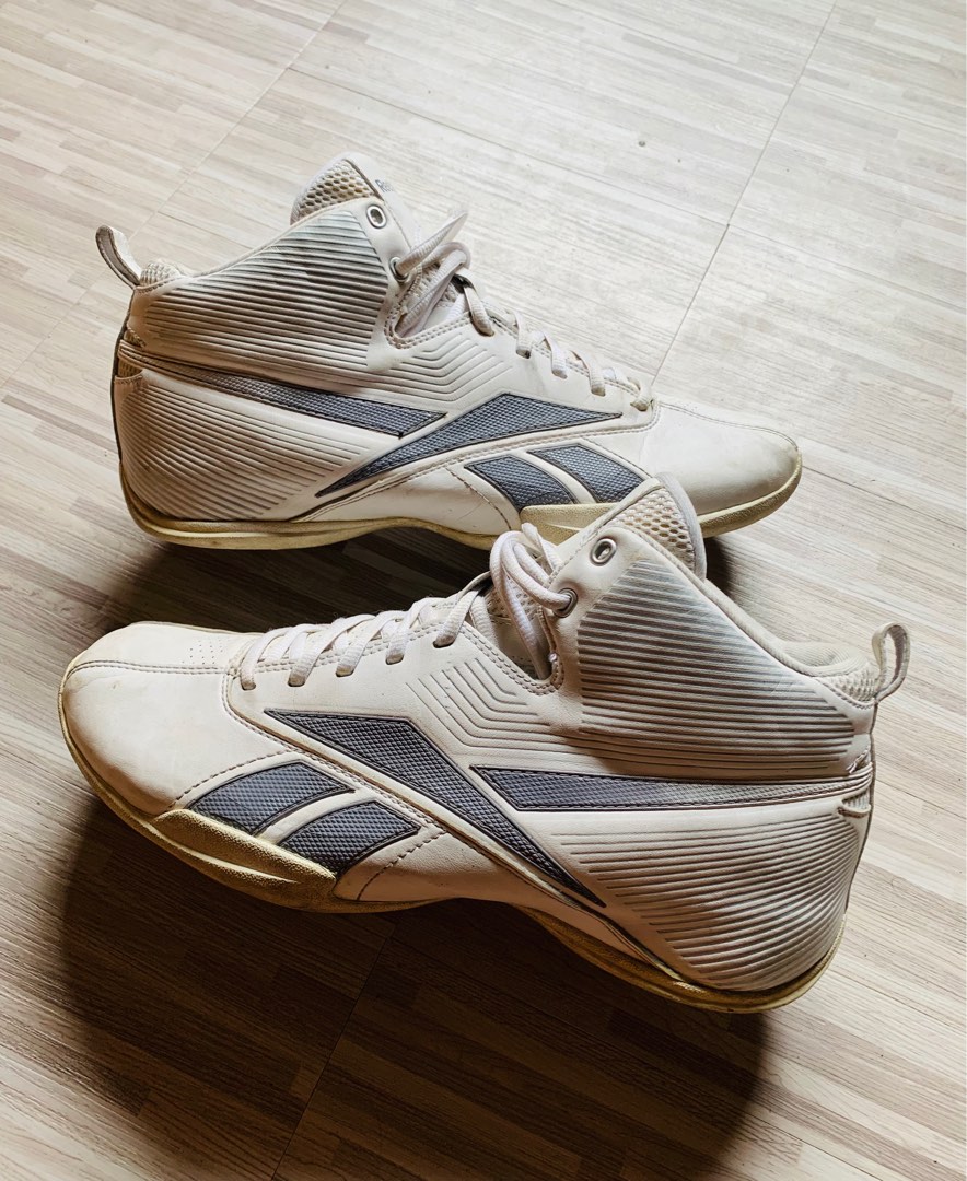 basketball shoes size 10 mens
