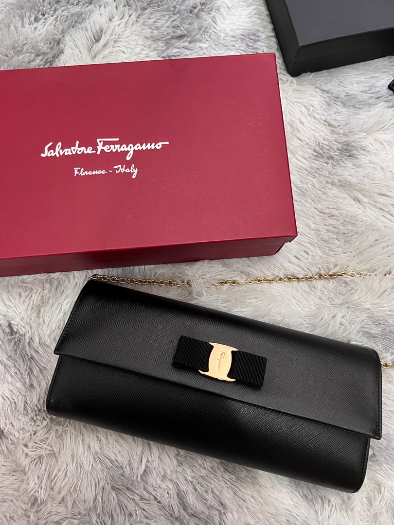 Review: Ferragamo Miss Vara Bow Mini Bag vs. Chanel WOC - Stylish