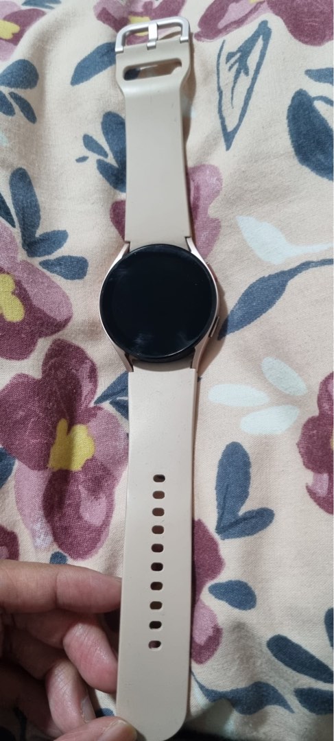 Samsung watch 4 rose gold LTE Mobile Phones Gadgets Wearables