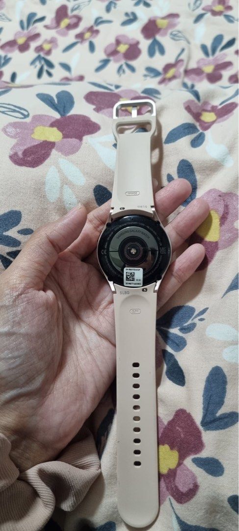 Samsung watch 4 rose gold LTE Mobile Phones Gadgets Wearables