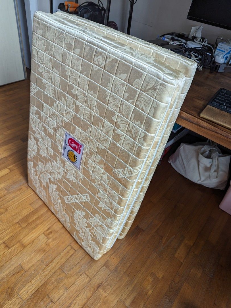 Seahorse foldable shop mattress cover