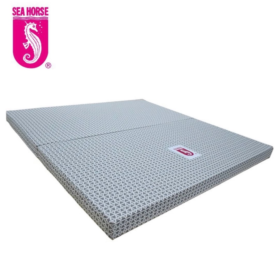 Seahorse Foldable Mattress (3 foldable hard and soft), Furniture