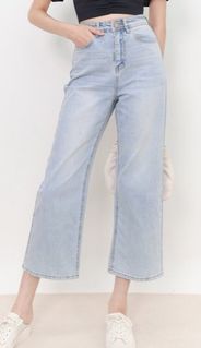 (Category: ) located in . Submitted by shopatchic (Listing ID 1257654814, Image 1). Description: .