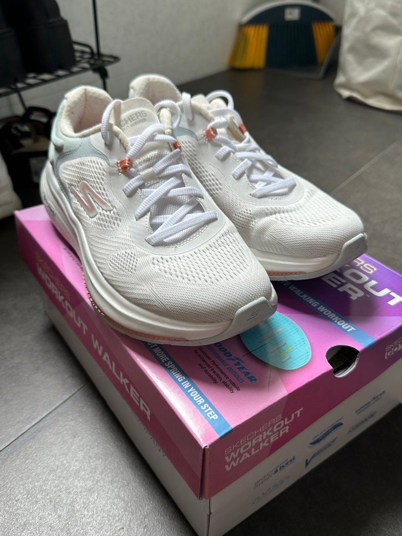 Skechers GoWalk machine washable White