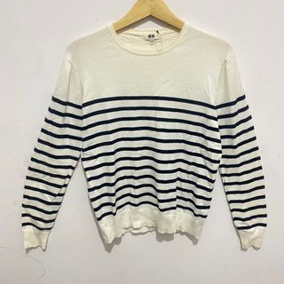 Sweatwr Uniqlo Salur bw hitam kerah O size M oversize bahan cotton ADEM no bulu bulu O NECK