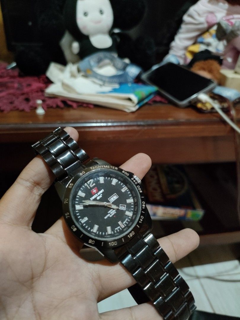 Swiss Army dhc full black