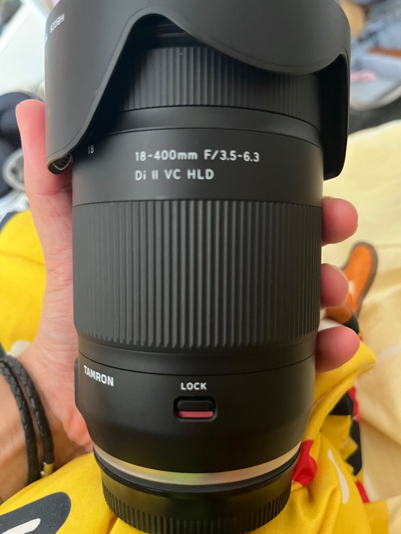 Tamron 18-400mm F/3.5-6.3, 攝影器材, 鏡頭及裝備- Carousell