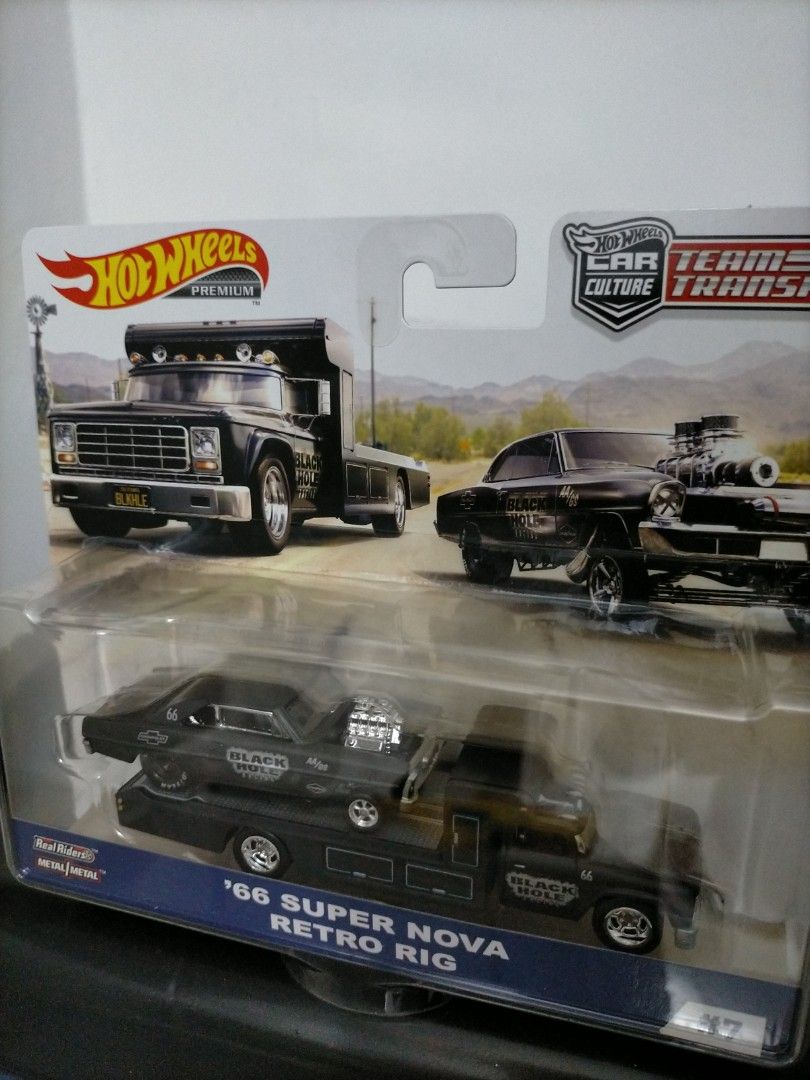 Hotwheels Team transport 66 super nova retro rig
