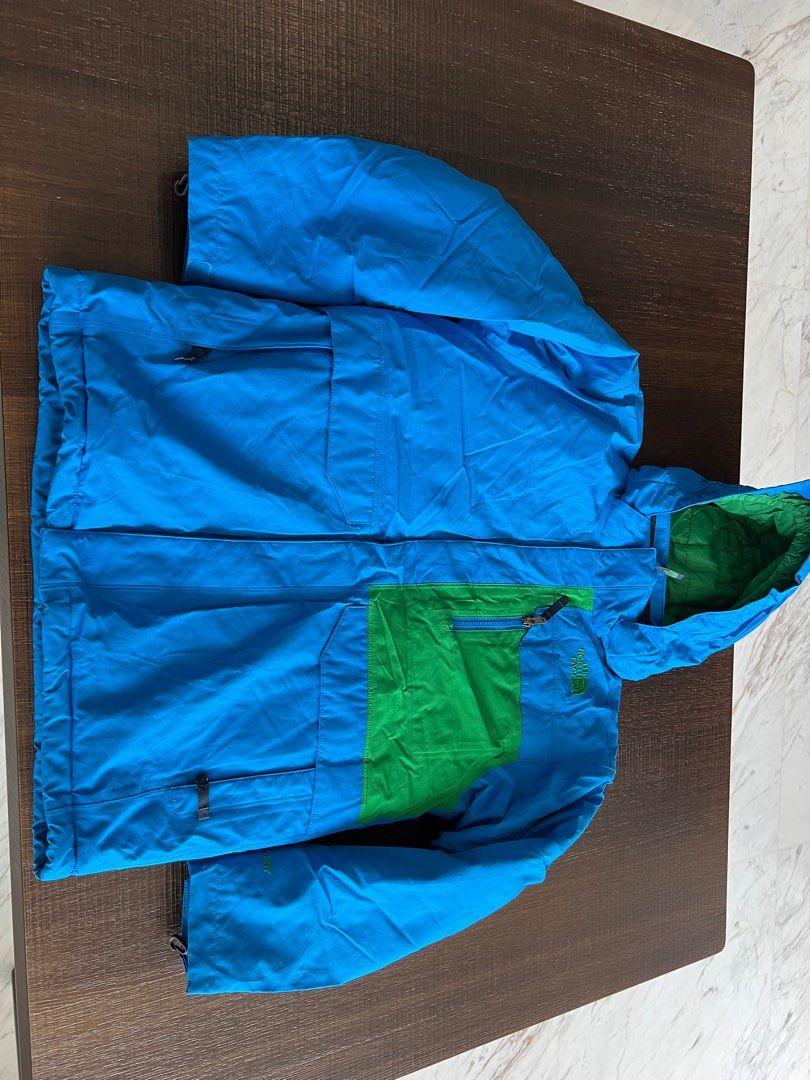 The North Face winter jacket, Men's Fashion, Activewear on Carousell