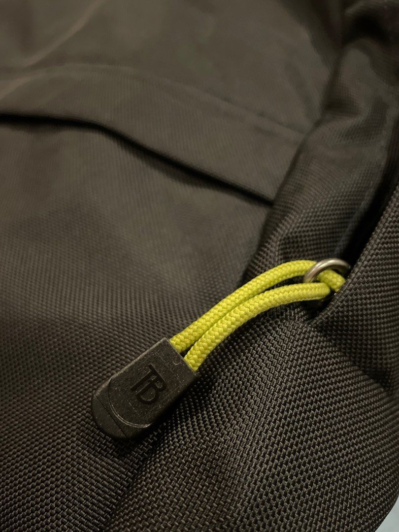 Tom Bihn Paragon Black x Taiga Green, Men's Fashion, Bags, Backpacks on