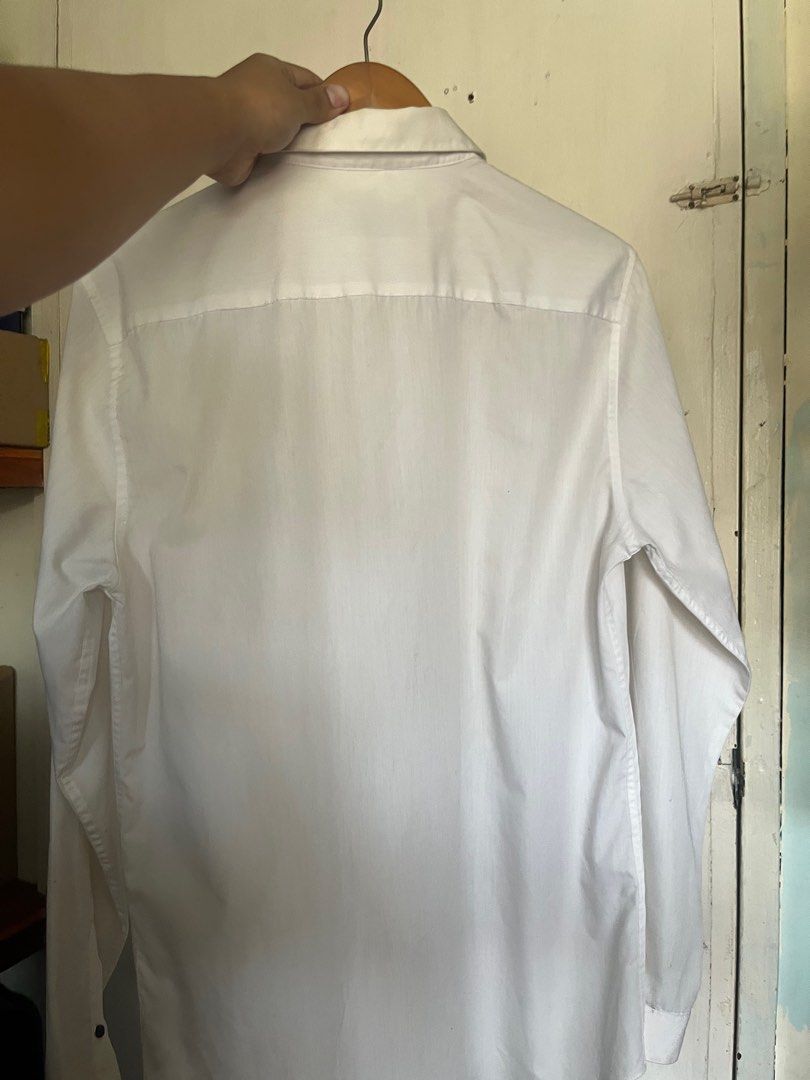 Topman & Uniqlo white (Category: Tshirts & Polo Shirts ) located in Quezon City. Submitted by ronronronnn (Listing ID 1257576028, Image 3). Description: For sale Uniqlo white short sleeves XL Topman white long sleeves XL CUBAO LOCATION DECLUTTERING.