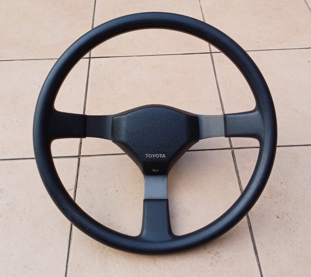Toyota Trueno Levin AE86 Steering Wheel, Auto Accessories on Carousell