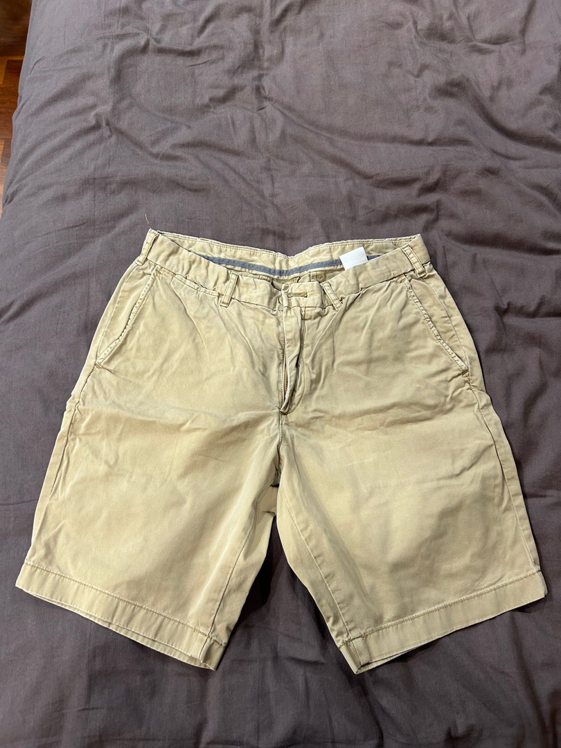 Uniqlo Tan Chino Shorts, Men's Fashion, Bottoms, Shorts on Carousell