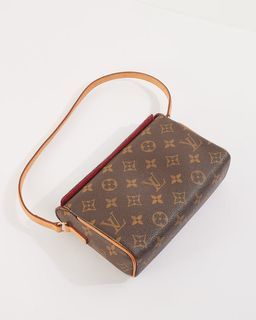 LV karipap authentic, Luxury, Bags & Wallets on Carousell