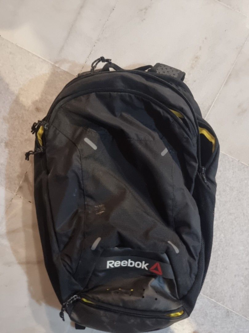 Used Reebok Backpack rm10, Computers & Tech, Parts & Accessories