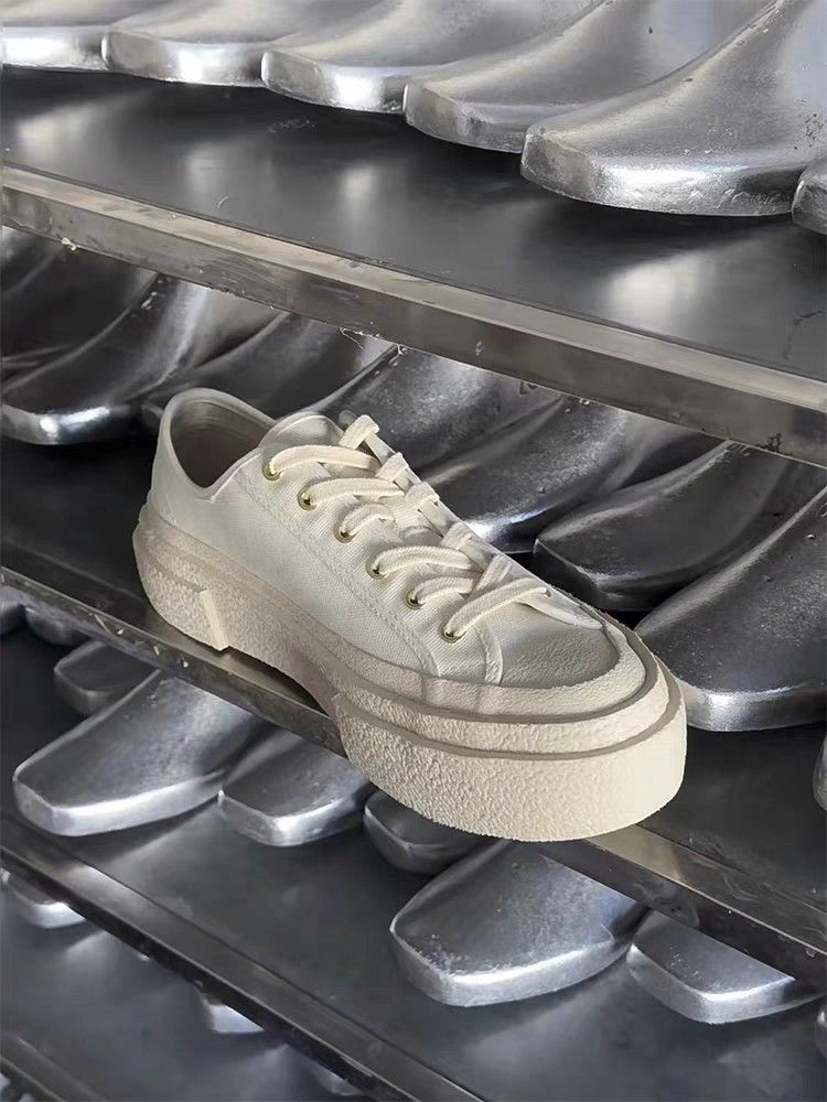 White nice shoes online
