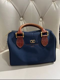 💯Vintage Valentino Garavani Sport Boston Bag