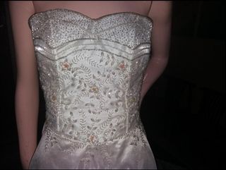 Wedding Gown 💒 Beaded Silk/Satin Material