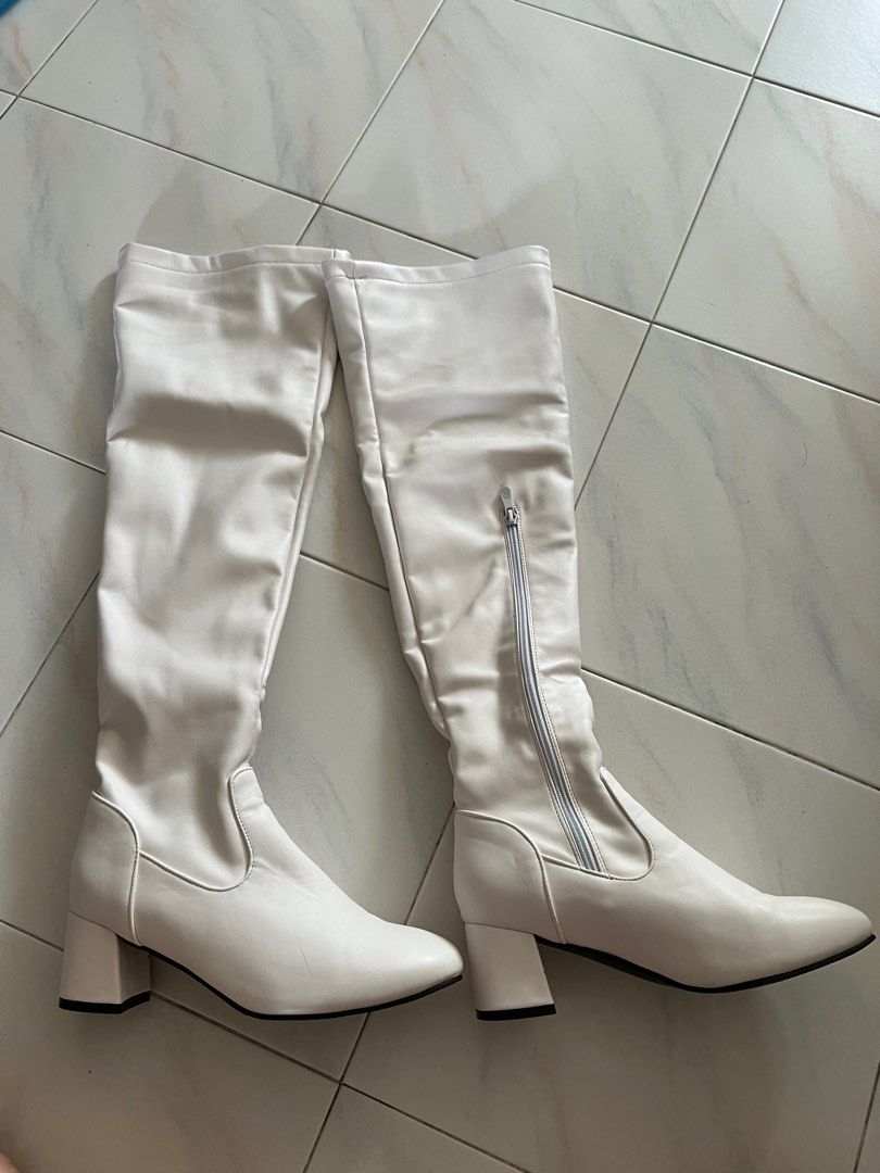 White boots size 9 store