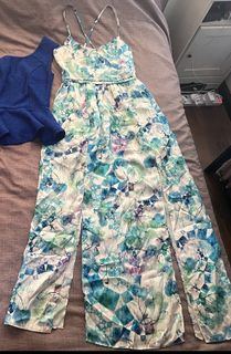 (Category: ) located in . Submitted by walnutwardrobe (Listing ID 1257609813, Image 1). Description: .