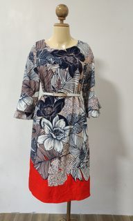 XL: Phase 7 New York Dress
