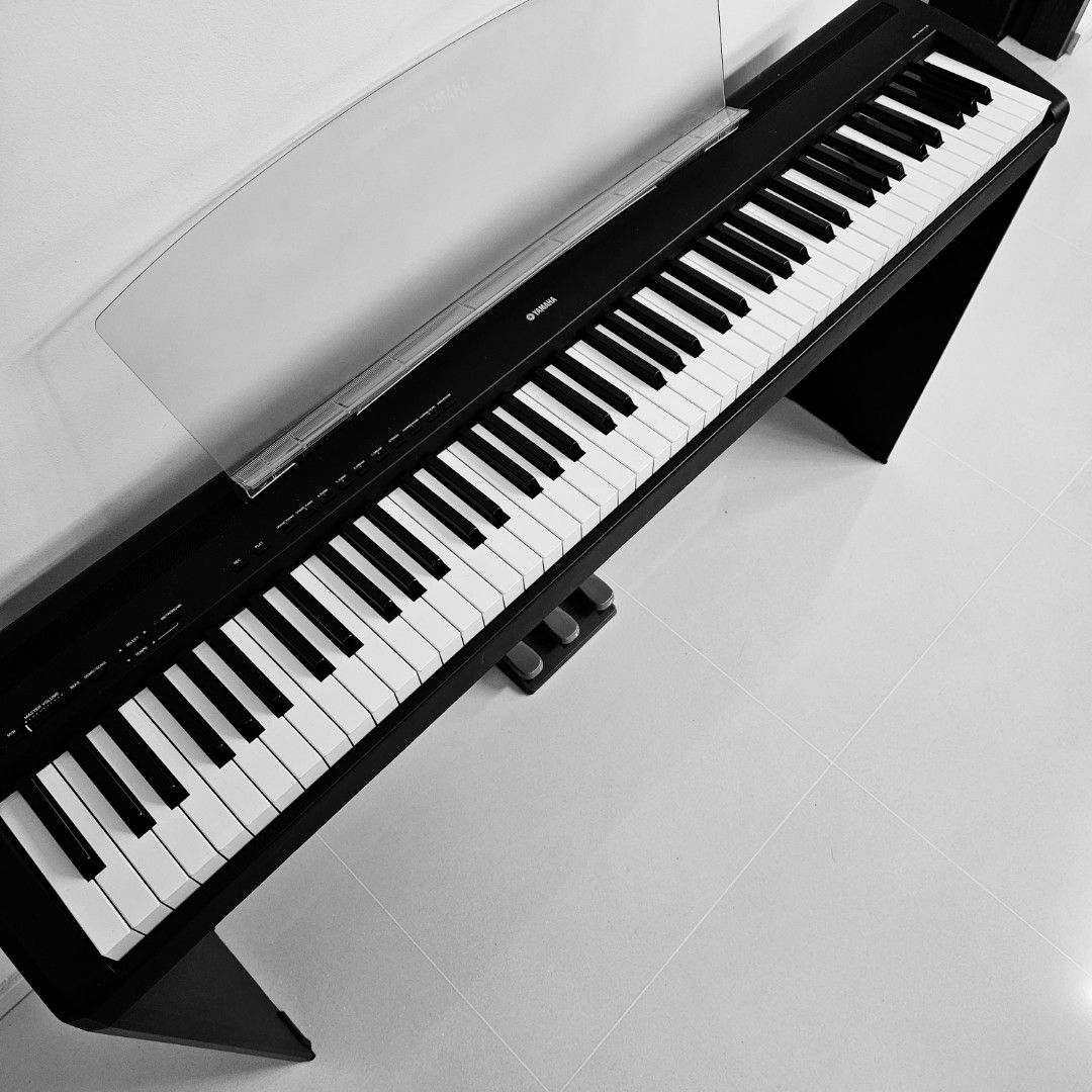 Yamaha Digital Piano P85, Hobbies & Toys, Music & Media, Musical