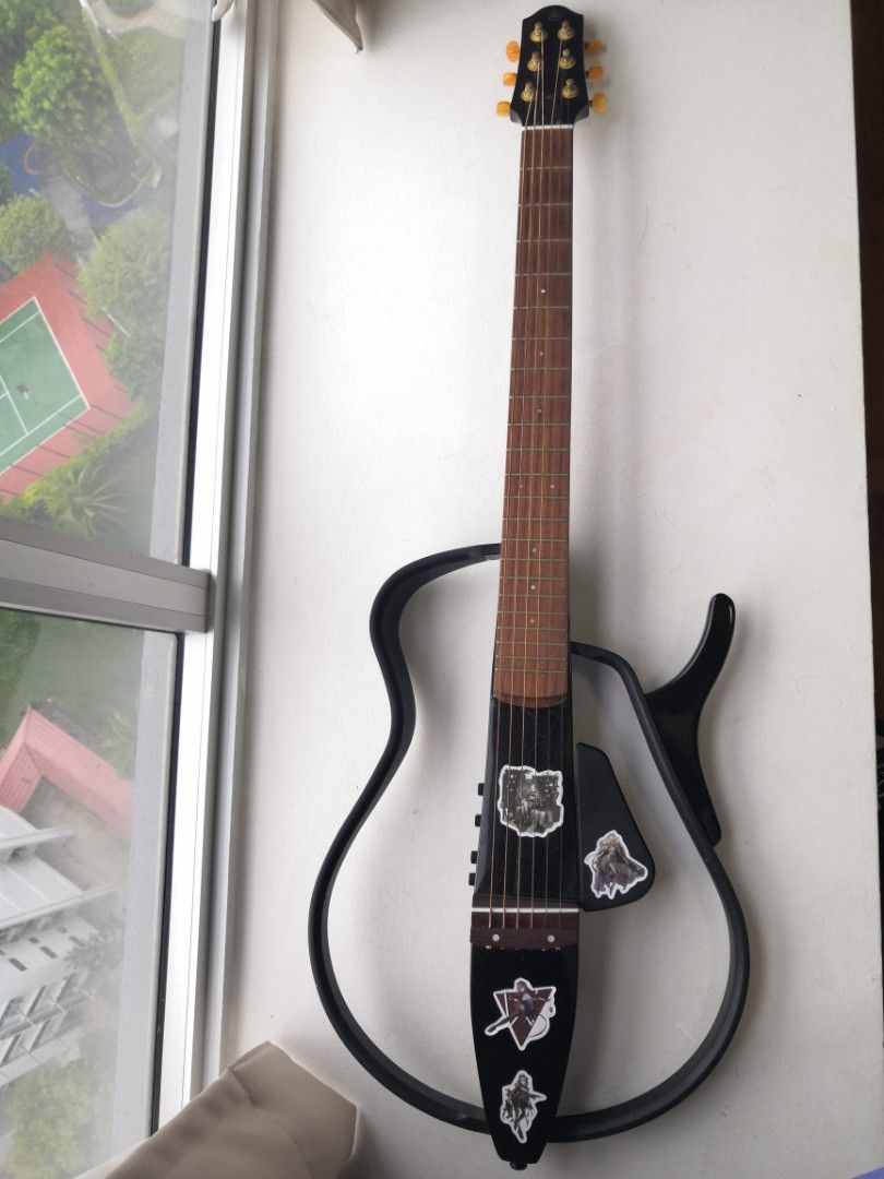 YAMAHA Silent Guitar SLG 110S, Hobbies & Toys, Music & Media