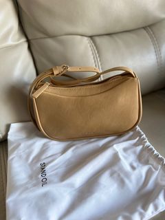 （分類：）位於 。 由 siuyee019 提交（商品編號 1252874051，圖片 1）。簡介： 。