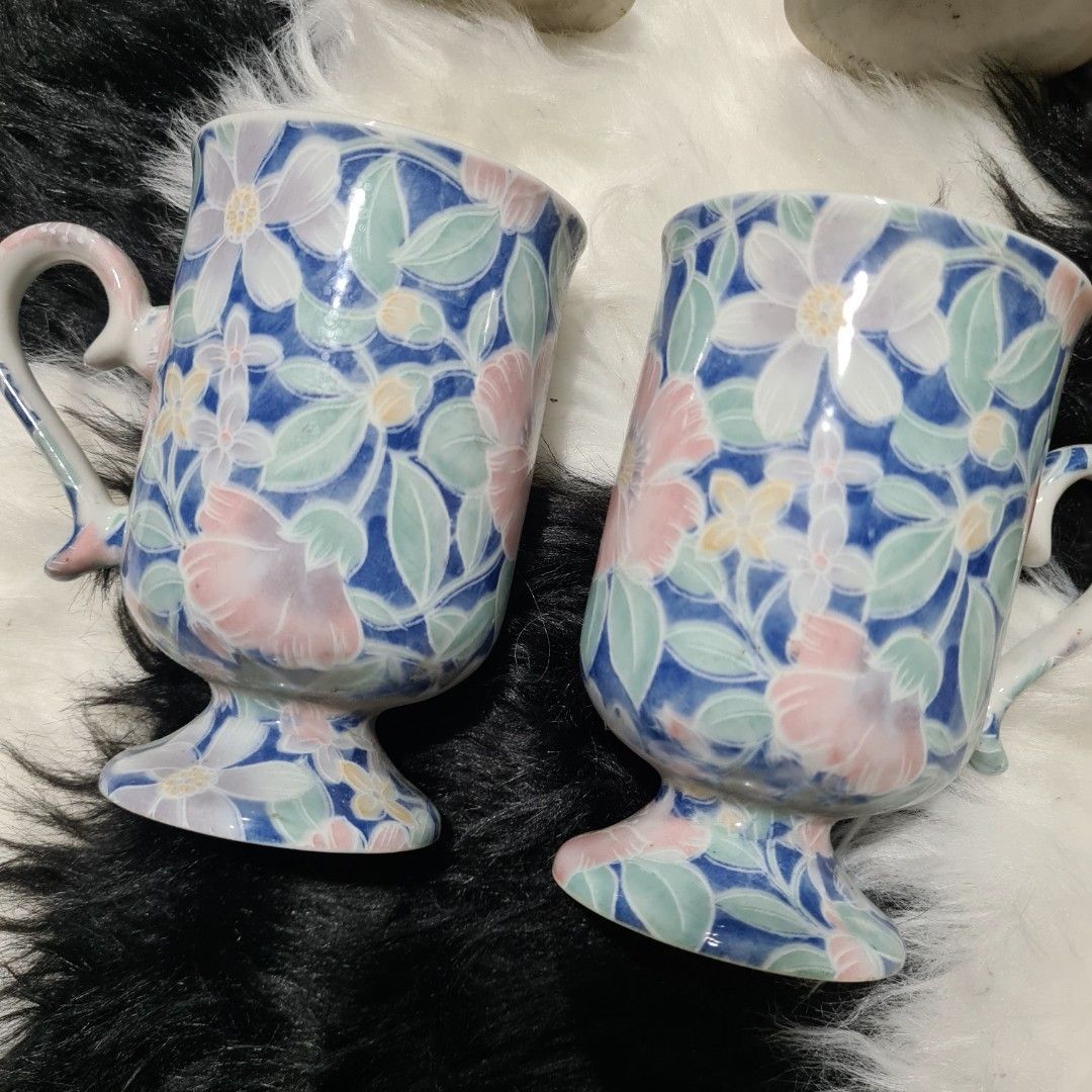 6pcs Pink/Blue Floral Mugs (Category: Dinnerware & Cutlery) located in Angat. Submitted by pate_homeessentials (Listing ID 1252977790, Image 3). Description: H:4.5" pink - 5pcs available blue - 3pcs available **pink design - 1 w/ minor flaw and 1 w/ small chip at bottom - less 10 pesos each Location: ANGAT, BULACAN SHIPPING NATIONWIDE via LBC and Shop/ee Checkout Payment: COD, GCASH, BDO, BPI.