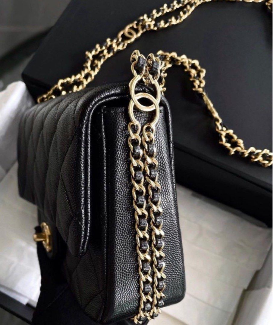 Chanel Black Quilted Lambskin Mini CC In Love Heart Bag Pale Gold Hardware,  2021 Available For Immediate Sale At Sotheby's