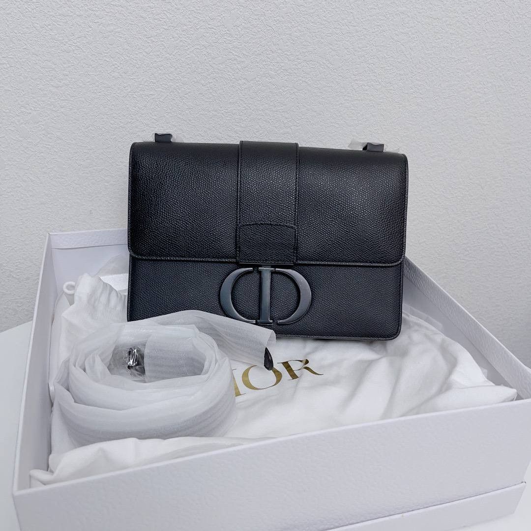 Dior 30montaigne clutch, Luxury, Bags & Wallets on Carousell