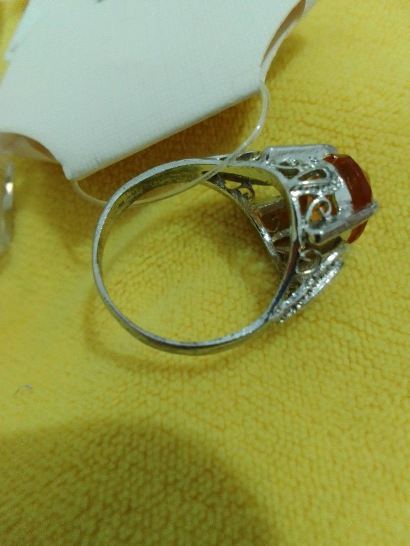 Antique style silver color. Yellow stone (Category: Rings) located in Cavite. Submitted by dreamsky21 (Listing ID 1252907460, Image 3). Description: Accessories ladies antique style ring silver color yellow stone size 5 box included materials and stone Unknown no markings flaws:may faded parts bought in Japan.