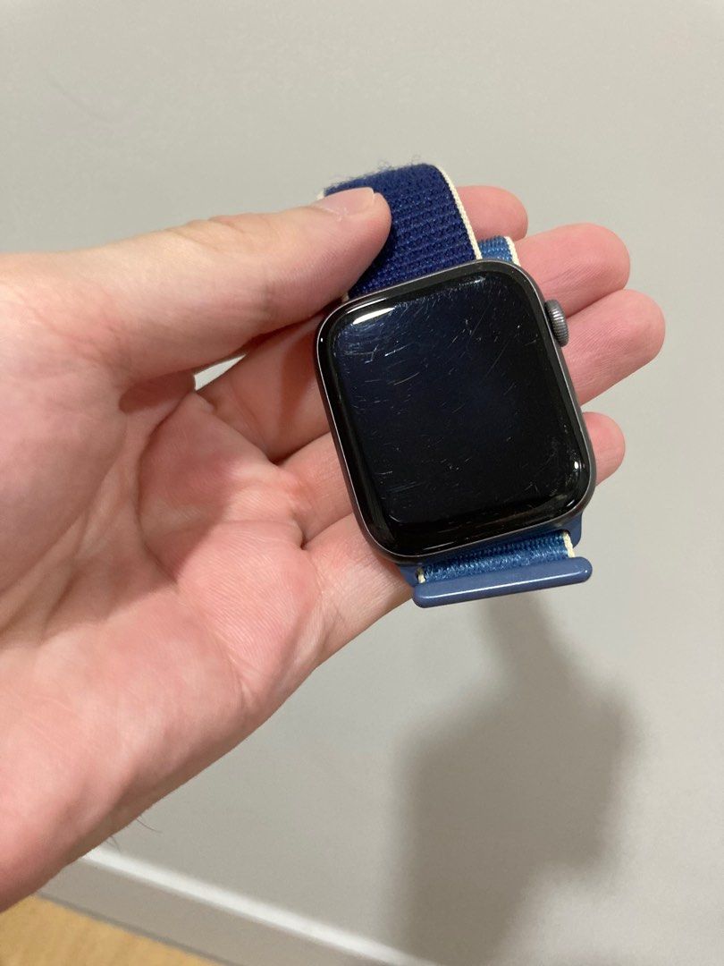 Apple Watch 4 Grey 44mm GPS, 手提電話, 智能穿戴裝置及智能手錶