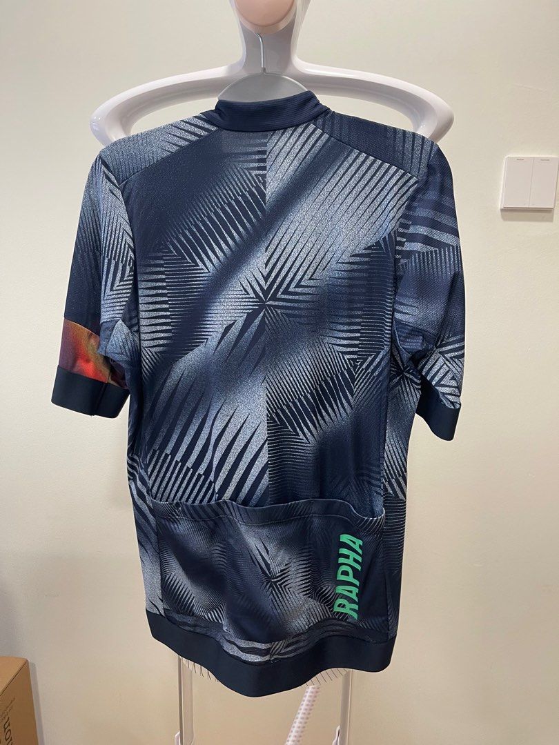 Assorted Rapha Training Jerseys (Category: Activewear) located in Singapore. Submitted by smykp (Listing ID 1252817814, Image 4). Description: Assorted Rapha Training Jerseys for sale. Worn less than 5 times. Mens Size L Bundle discounts available. Please see my other listings..