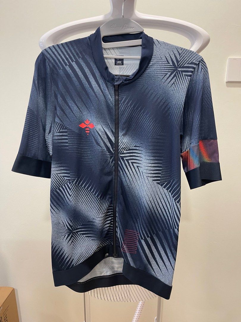 Assorted Rapha Training Jerseys (Category: Activewear) located in Singapore. Submitted by smykp (Listing ID 1252817814, Image 3). Description: Assorted Rapha Training Jerseys for sale. Worn less than 5 times. Mens Size L Bundle discounts available. Please see my other listings..