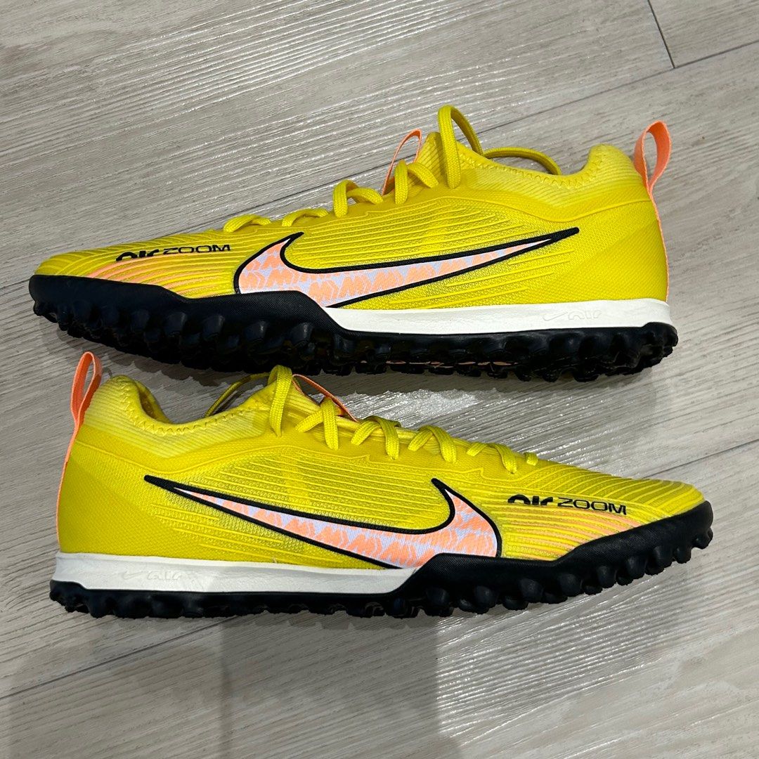 Yellow nike turf deals