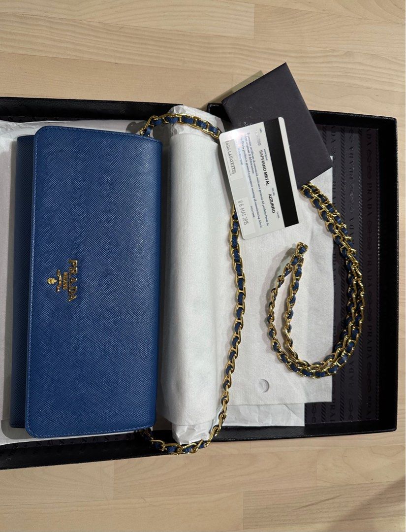 Prada Wallet on Chain (Bluette)