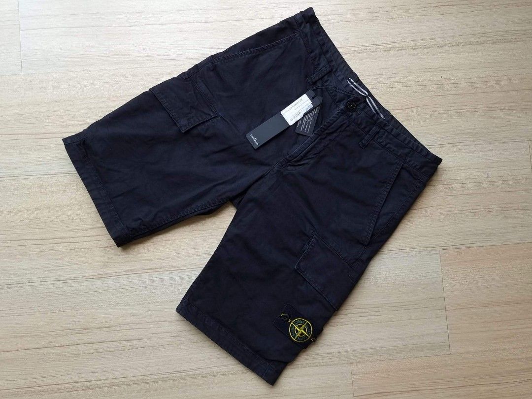 Black stone island cargo shorts new arrivals