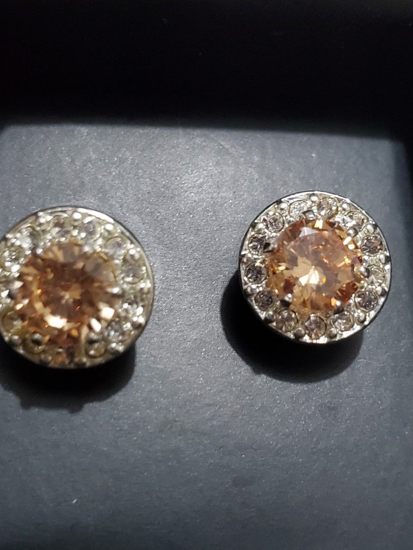 Avon hotsell diamond earrings