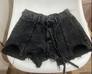 (Category: ) located in . Submitted by livacct (Listing ID 1252917579, Image 1). Description: .