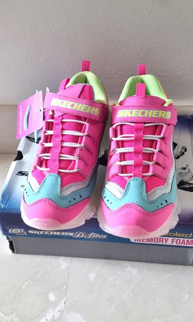 BN Skechers Girls Shoes D Lites Pink US3 Babies Kids Babies