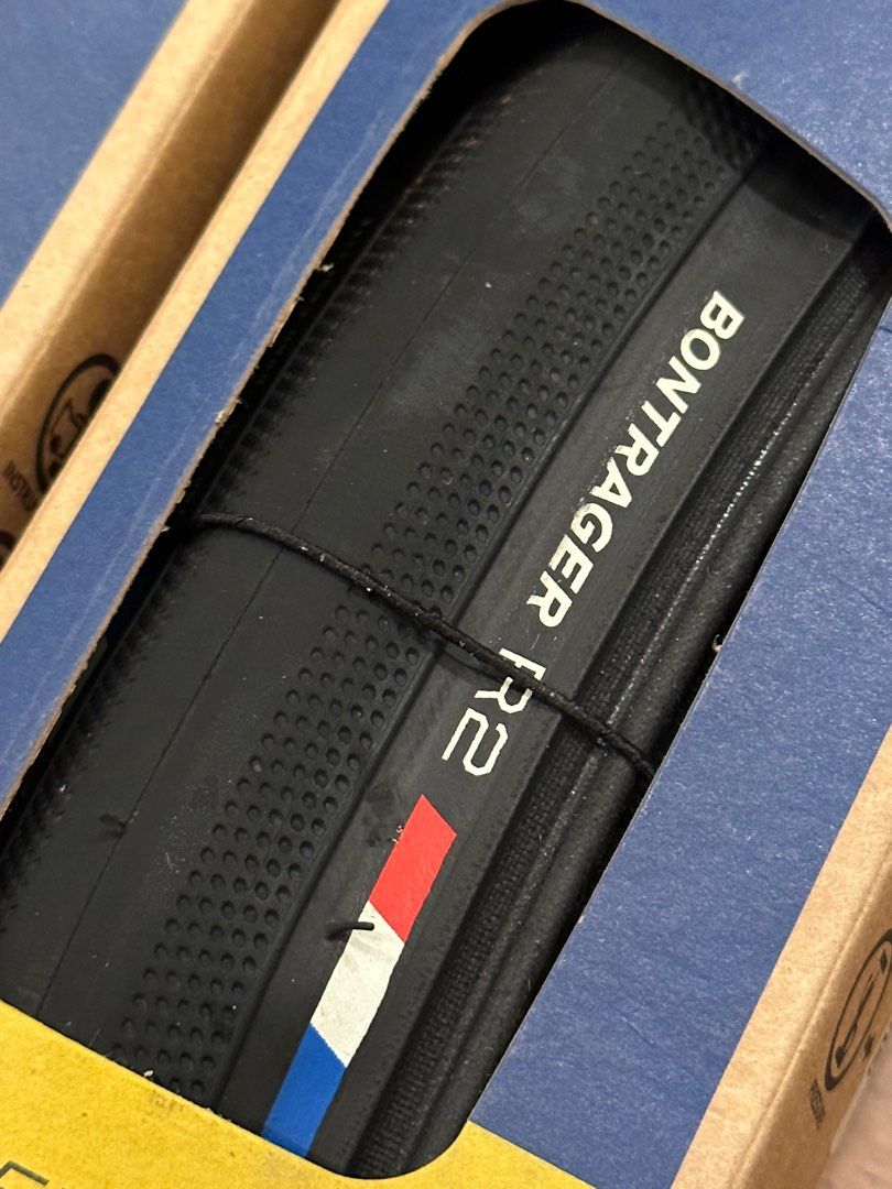 Bontrager 700x25c tires deals