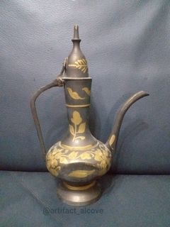 Vintage Ornate Etched Solid Brass Teapot Genie Lamp Oil Pitcher