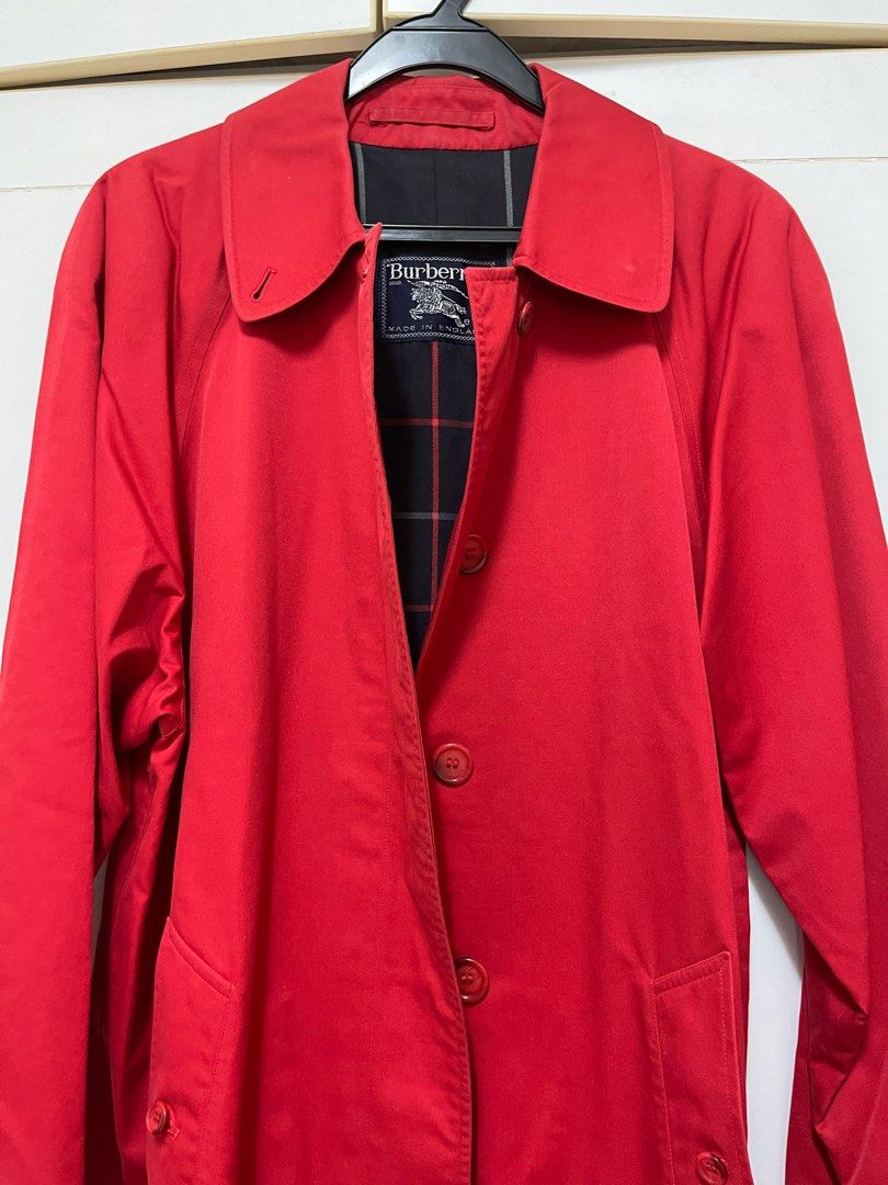 Red burberry quilted new arrivals jacket womens