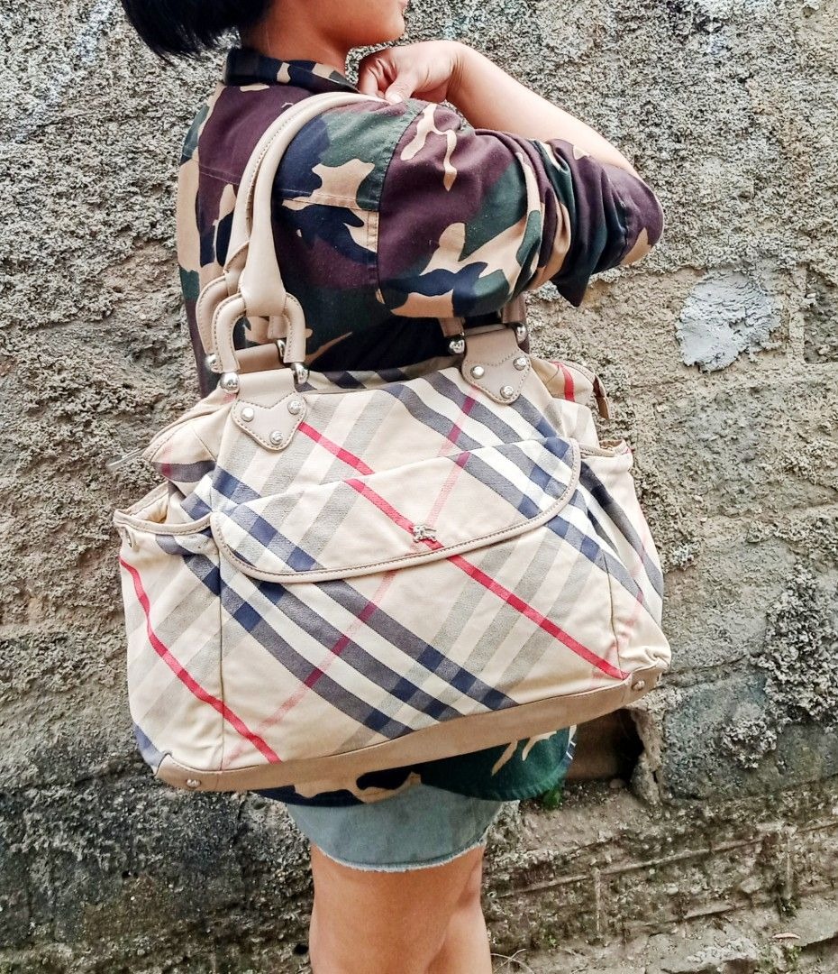 Burberry Nova check diaper bag work bag Fesyen Wanita Tas